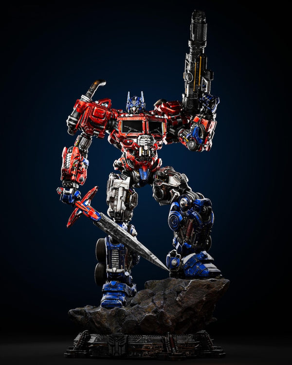 Optimus Prime: Ultimate Cybertronian Warrior – Premium Battle Pose Collectible Statue