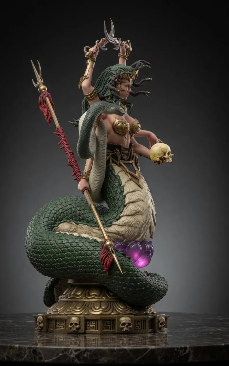 Medusa: Queen of Serpents – Mythological 3D Collectible Statue