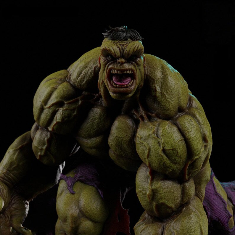 Incredible Hulk Premium Collectible Figure – Ultimate Smash Battle Diorama